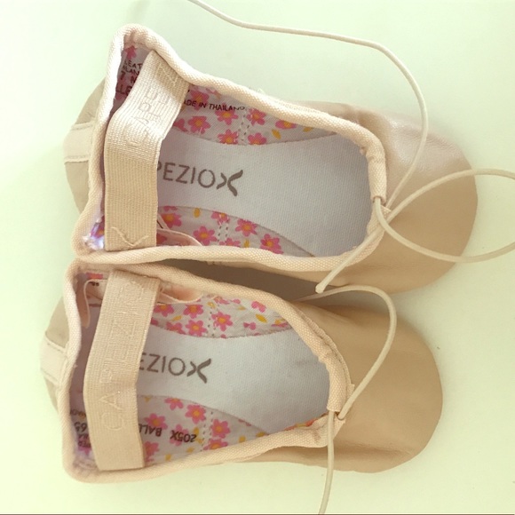 Capezio Other - New Capizio ballet shoes